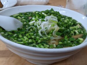 青ネギラーメン太七の一番人気の青ネギラーメン